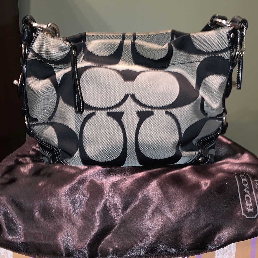 Coach shoulder bag